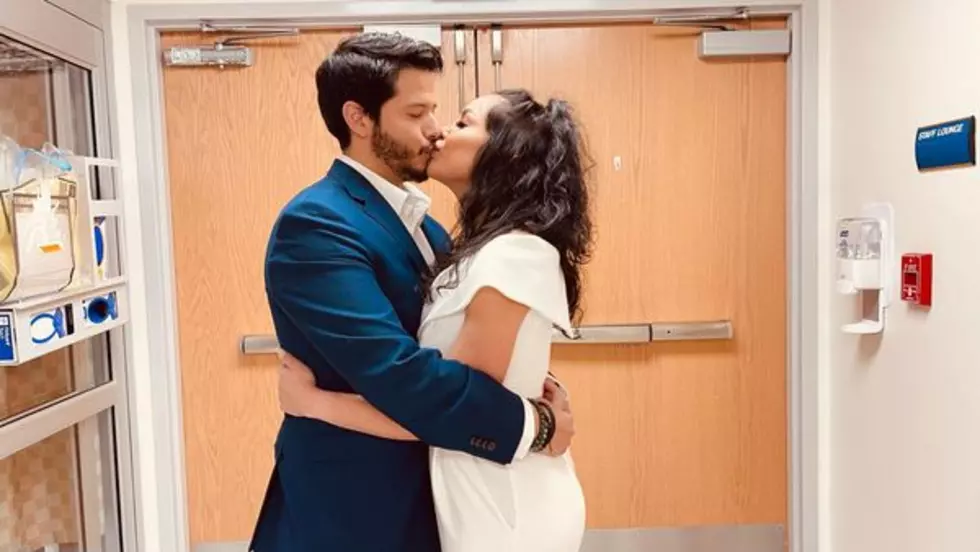 Texas Couple Exchanges Their Wedding Vows In The Hospital